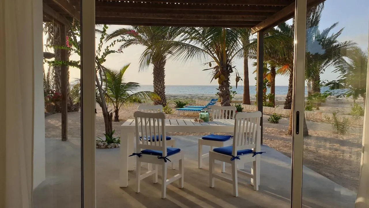 Beachhaus Praia De Chaves contacts